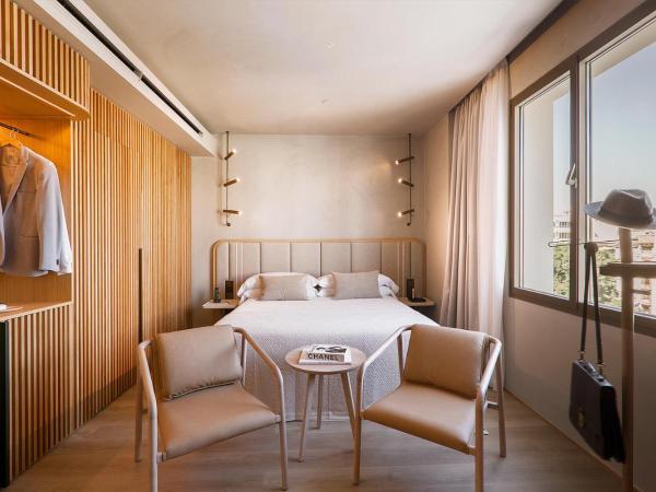 Only YOU Hotel Málaga : photo 1 de la chambre hébergement premium larios