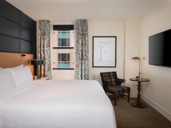 Hotel Theodore : photo 1 de la chambre chambre lit king-size deluxe