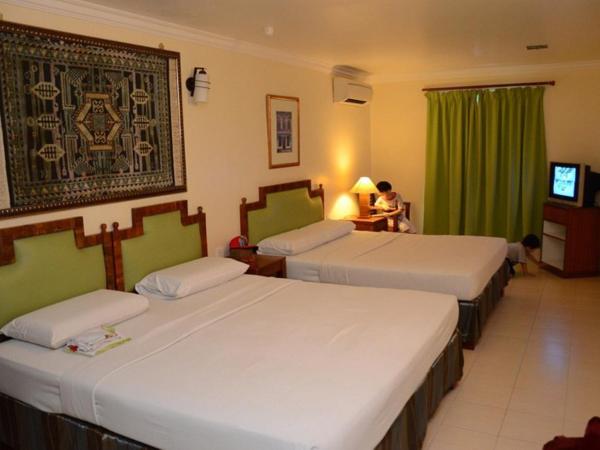 Hotel Johan : photo 4 de la chambre chambre quadruple