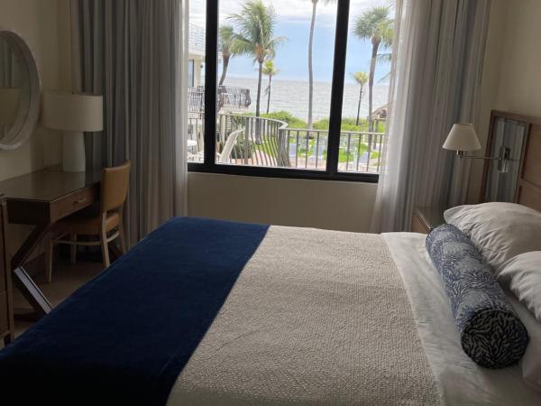 High Noon Beach Resort : photo 1 de la chambre appartement - vue sur mer