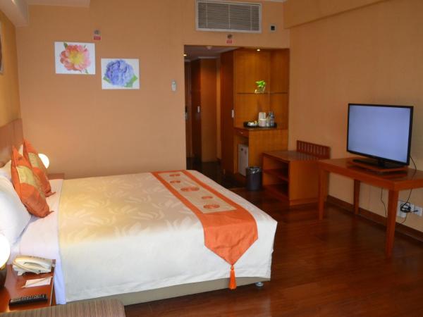 ARTOTEL Gelora Senayan Jakarta : photo 10 de la chambre chambre lit king-size exécutive