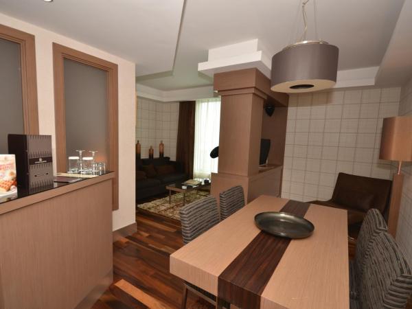 Avantgarde Hotel Levent : photo 4 de la chambre suite résidentielle avec bain à remous et hammam - accès gratuit au spa