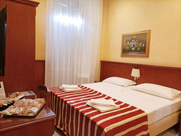 Hotel Fiorella Milano : photo 9 de la chambre chambre double classique