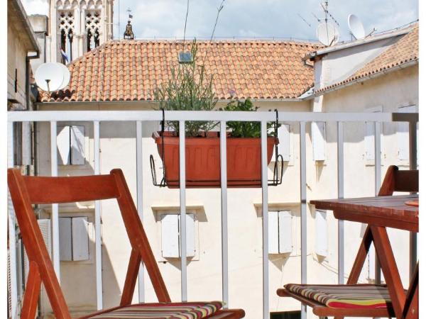 Guest House Tragurion : photo 7 de la chambre studio avec balcon 