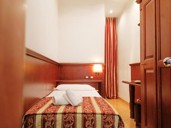 Hotel Fiorella Milano : photo 7 de la chambre chambre simple classique