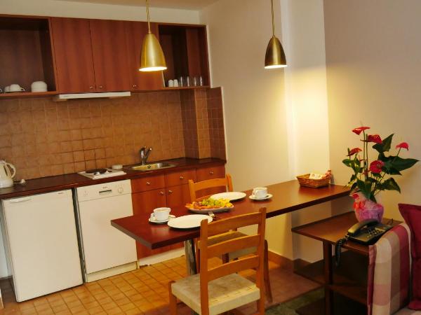 TALEN OTEL : photo 3 de la chambre chambre triple supérieure