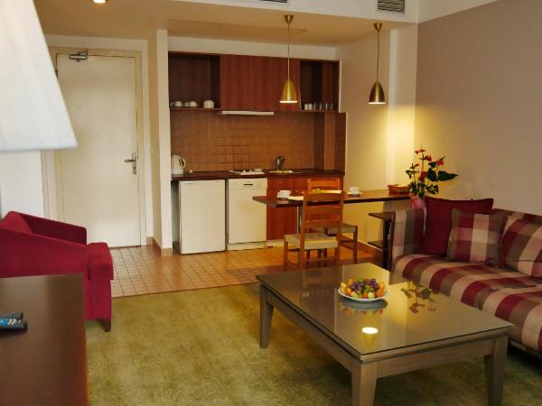 TALEN OTEL : photo 7 de la chambre chambre triple supérieure