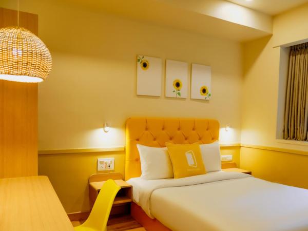 Bloom Hotel - Worli South Mumbai : photo 1 de la chambre chambre standard lit queen-size