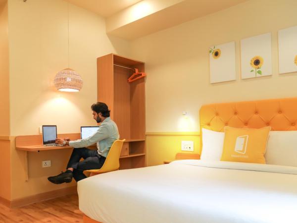 Bloom Hotel - Worli South Mumbai : photo 2 de la chambre chambre standard lit queen-size