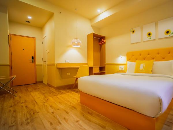 Bloom Hotel - Worli South Mumbai : photo 5 de la chambre chambre standard lit queen-size