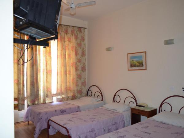 Lux Hotel : photo 3 de la chambre chambre triple standard