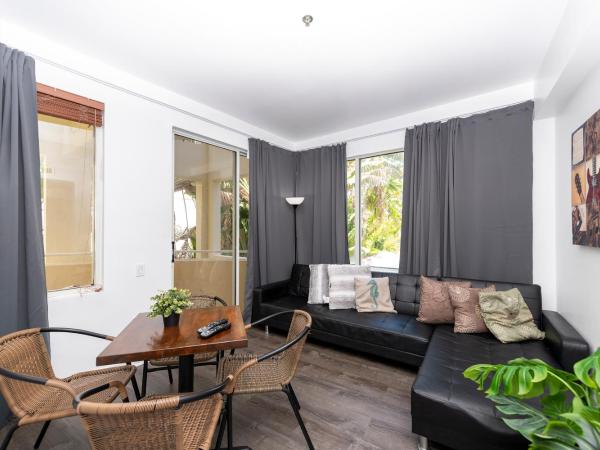 Cento Collins Stays by Mercury South Beach : photo 3 de la chambre appartement avec balcon