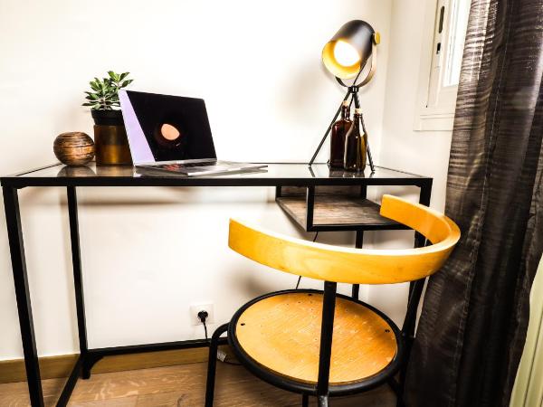 HOMEY LA COLOC DU 40 - Colocation haut de gamme de 4 chambres uniques et privées - Proche transports en commun - Aux portes de Genève : photo 9 de la chambre chambre double standard