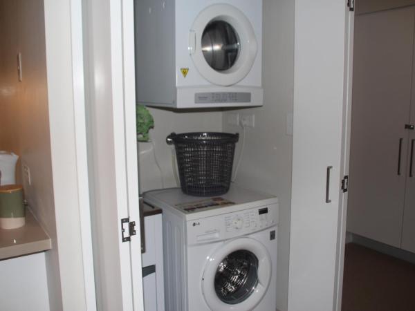 Link Portside Wharf Apartment Hotel : photo 10 de la chambre two bedroom two bathroom apartment with park view