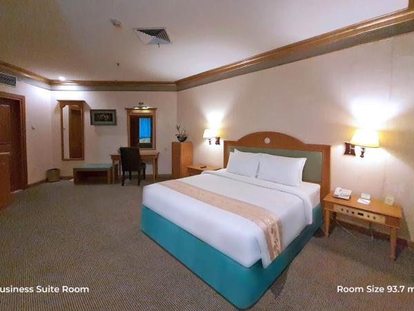 Tunjungan Hotel : photo 1 de la chambre chambre simple affaires