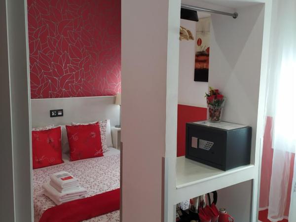Hostal Inn Madrid : photo 2 de la chambre petite chambre double