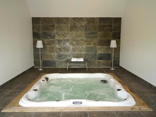 La Villa des Sables : photo 7 de la chambre chambre double ou lits jumeaux - vue latérale sur mer