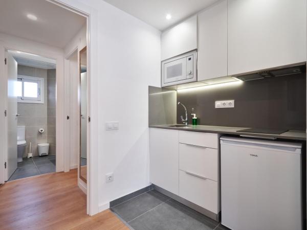 Aparthotel Augusta : photo 6 de la chambre studio avec terrasse