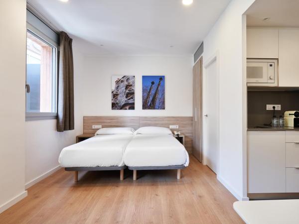 Aparthotel Augusta : photo 1 de la chambre chambre double ou lits jumeaux