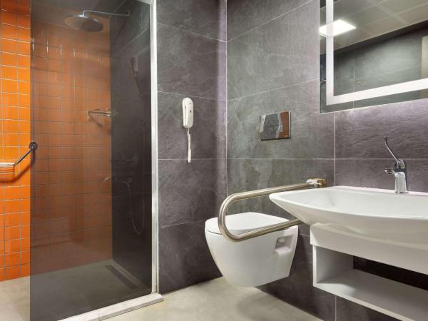 Days Hotel by Wyndham Ankara Cankaya : photo 3 de la chambre chambre lit queen-size 