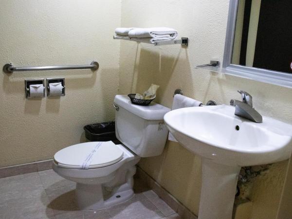 Hotel Santa Irene Guadalajara : photo 2 de la chambre chambre double avec 2 lits doubles