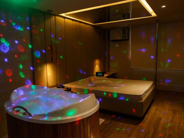 Love Time Hotel (Adult Only) : photo 1 de la chambre suite deluxe avec baignoire spa