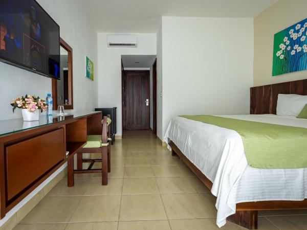 Imperla Hotel : photo 4 de la chambre chambre lit king-size avec balcon