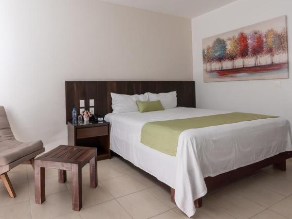 Imperla Hotel : photo 10 de la chambre chambre lit king-size avec balcon