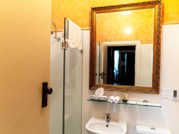 Buxton Manor : photo 8 de la chambre appartement 1 chambre - musica viva