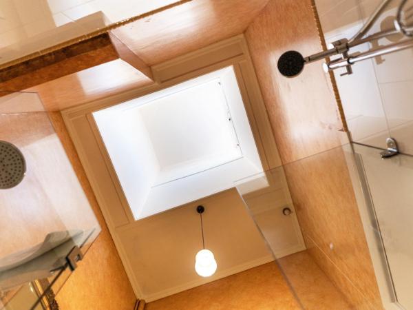 Buxton Manor : photo 9 de la chambre appartement 1 chambre - musica viva