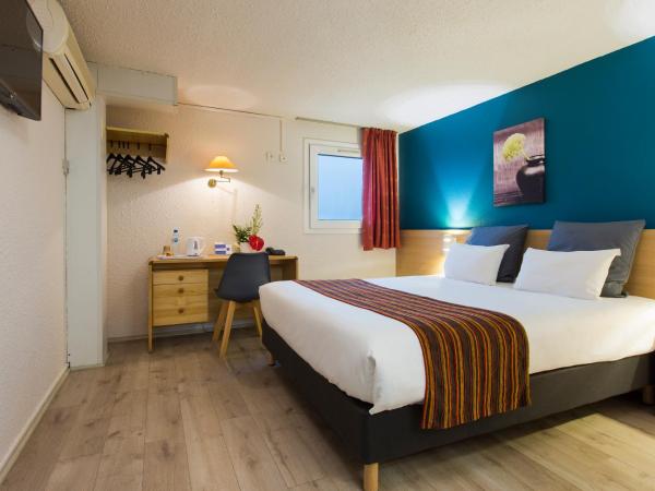 Comfort Hotel Montlucon : photo 1 de la chambre chambre lit queen-size 