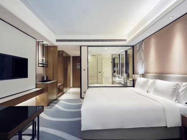 Crowne Plaza Hangzhou Qiantang - The subway can reach the West Lake scenic area as well as the airport and high-speed rail station, adjacent to Jinsha Lake and Longfor paradise walk : photo 6 de la chambre chambre lit king-size standard