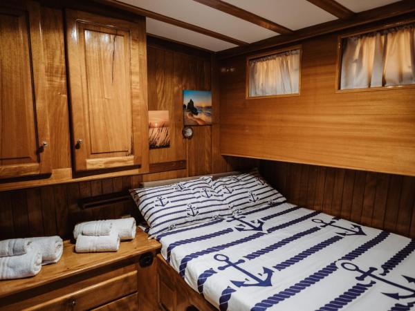 Sicily Sea Charter HANDE CAPO GALERA : photo 1 de la chambre chambre double Économique