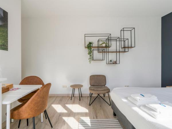 De Hoogmolen - 3 mins from the city centre : photo 8 de la chambre chambre lit king-size