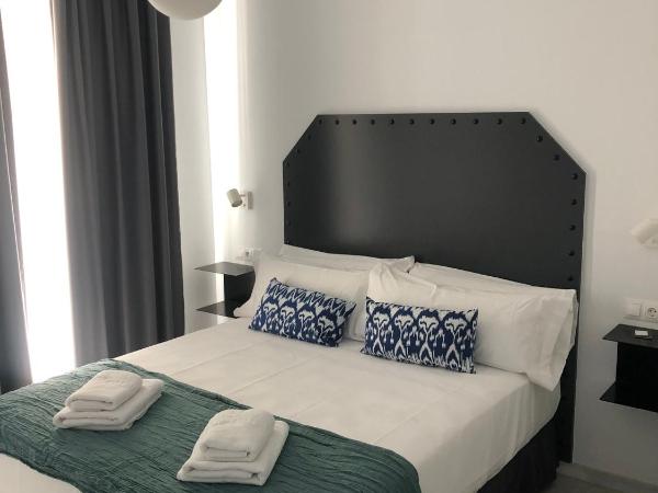 Hostal Hom Museo : photo 10 de la chambre chambre double ou lits jumeaux