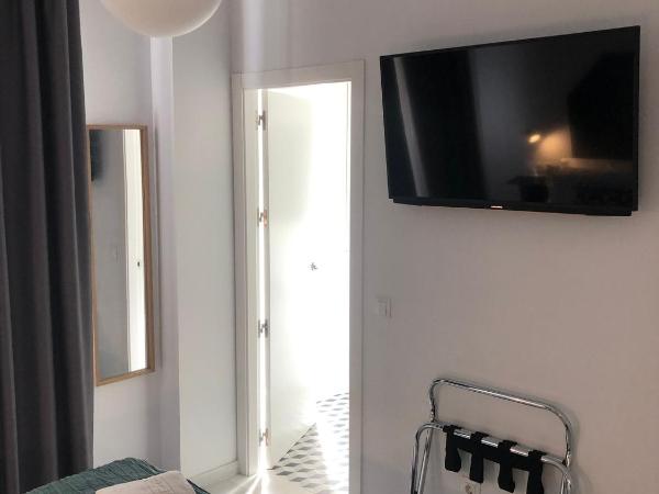 Hostal Hom Museo : photo 9 de la chambre chambre double ou lits jumeaux