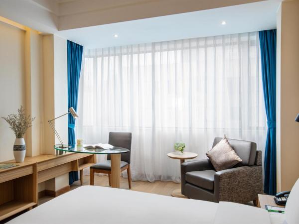 Holiday Inn Shanghai Hongqiao Central, an IHG Hotel : photo 4 de la chambre chambre lit king-size premium