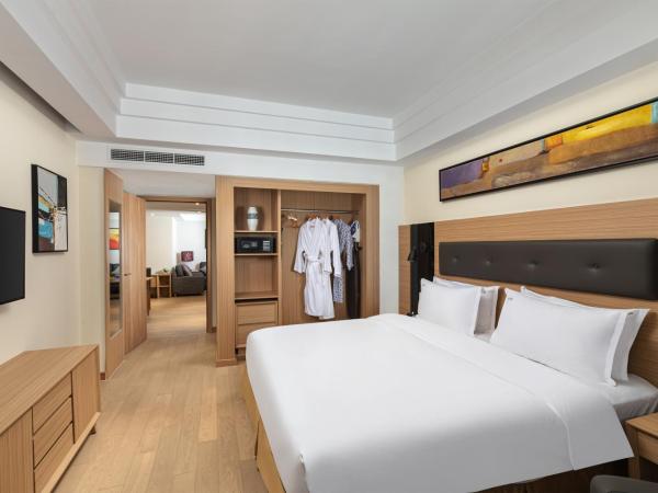 Holiday Inn Shanghai Hongqiao Central, an IHG Hotel : photo 4 de la chambre suite 1 chambre