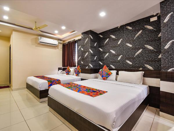 FabHotel Rotano Suites Yelahanka : photo 2 de la chambre chambre familiale