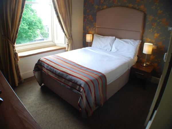 The Salisbury Hotel : photo 1 de la chambre petite chambre double