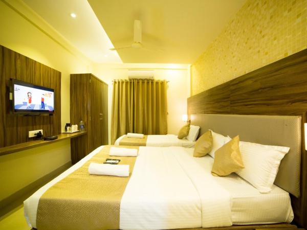 Hotel Plaza Heights : photo 2 de la chambre chambre triple exécutive