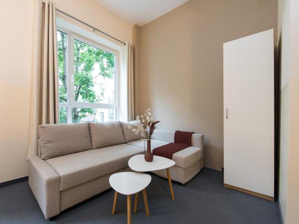 Nu Wave Hotel Berlin - Digital Access 2025 : photo 4 de la chambre chambre quadruple confort