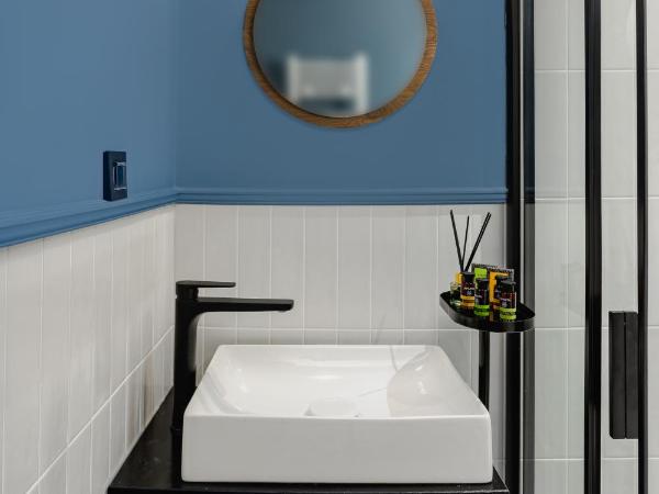 NAIADES the residence ioannina castle : photo 5 de la chambre chambre lit king-size deluxe