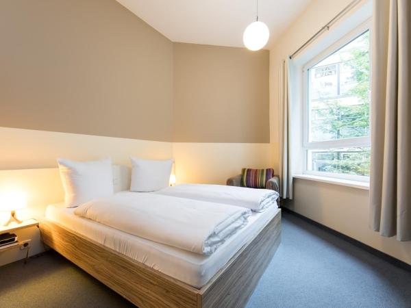 Nu Wave Hotel Berlin - Digital Access 2025 : photo 3 de la chambre chambre quadruple confort