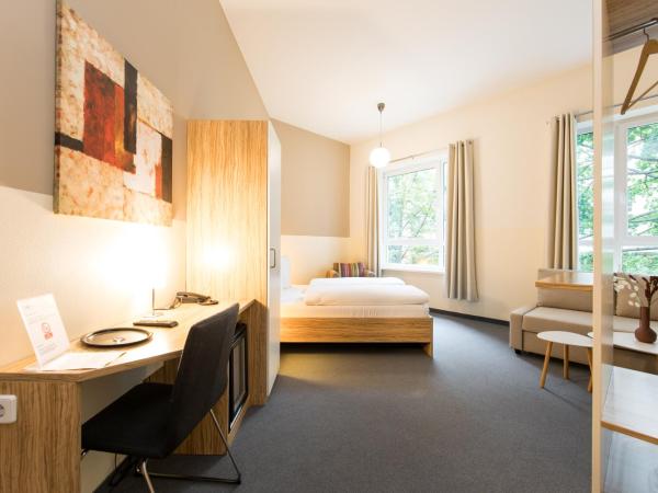 Nu Wave Hotel Berlin : photo 1 de la chambre chambre quadruple confort