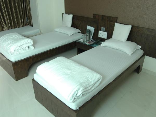 Hotel Causeway, Colaba : photo 1 de la chambre chambre triple exécutive