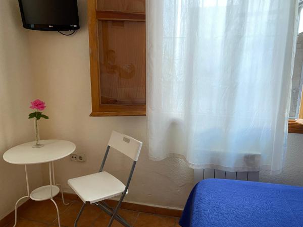 Hostal Moscatel : photo 3 de la chambre chambre simple