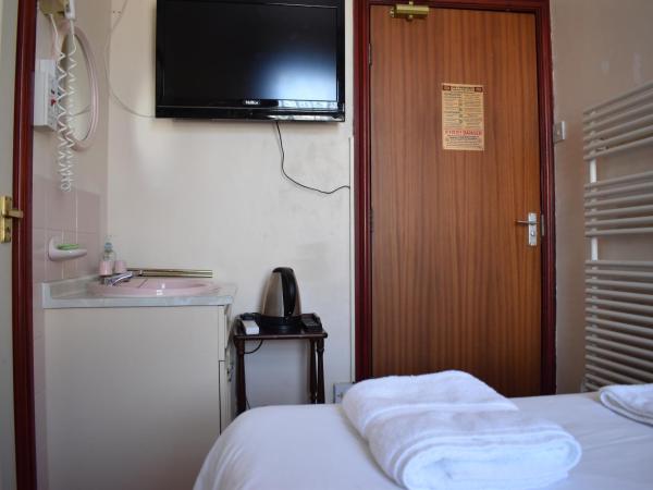 Lyndhurst Hotel : photo 10 de la chambre chambre double avec salle de bains privative