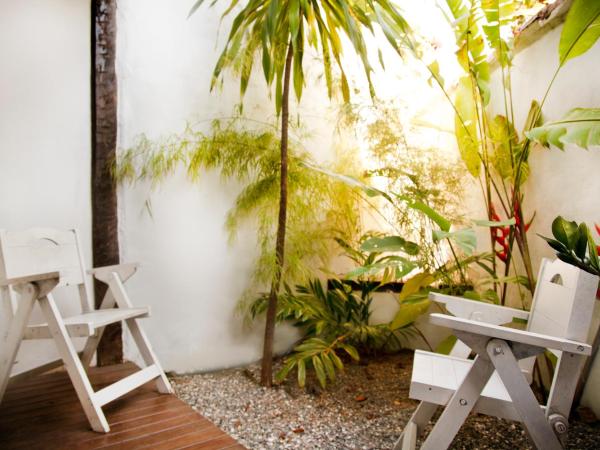 Pousada Vila do Mar : photo 5 de la chambre suite avec balcon