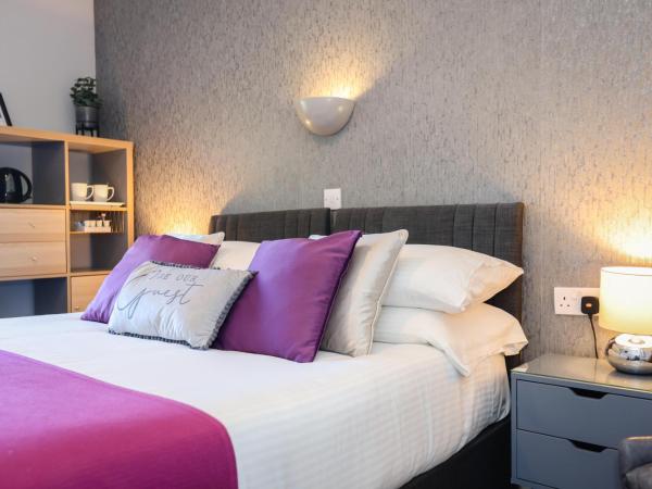 Chelsea Hotel : photo 3 de la chambre chambre lits jumeaux avec salle de bains privative